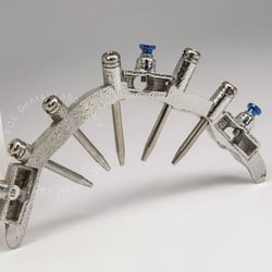 Fixation-Base-Pins-square