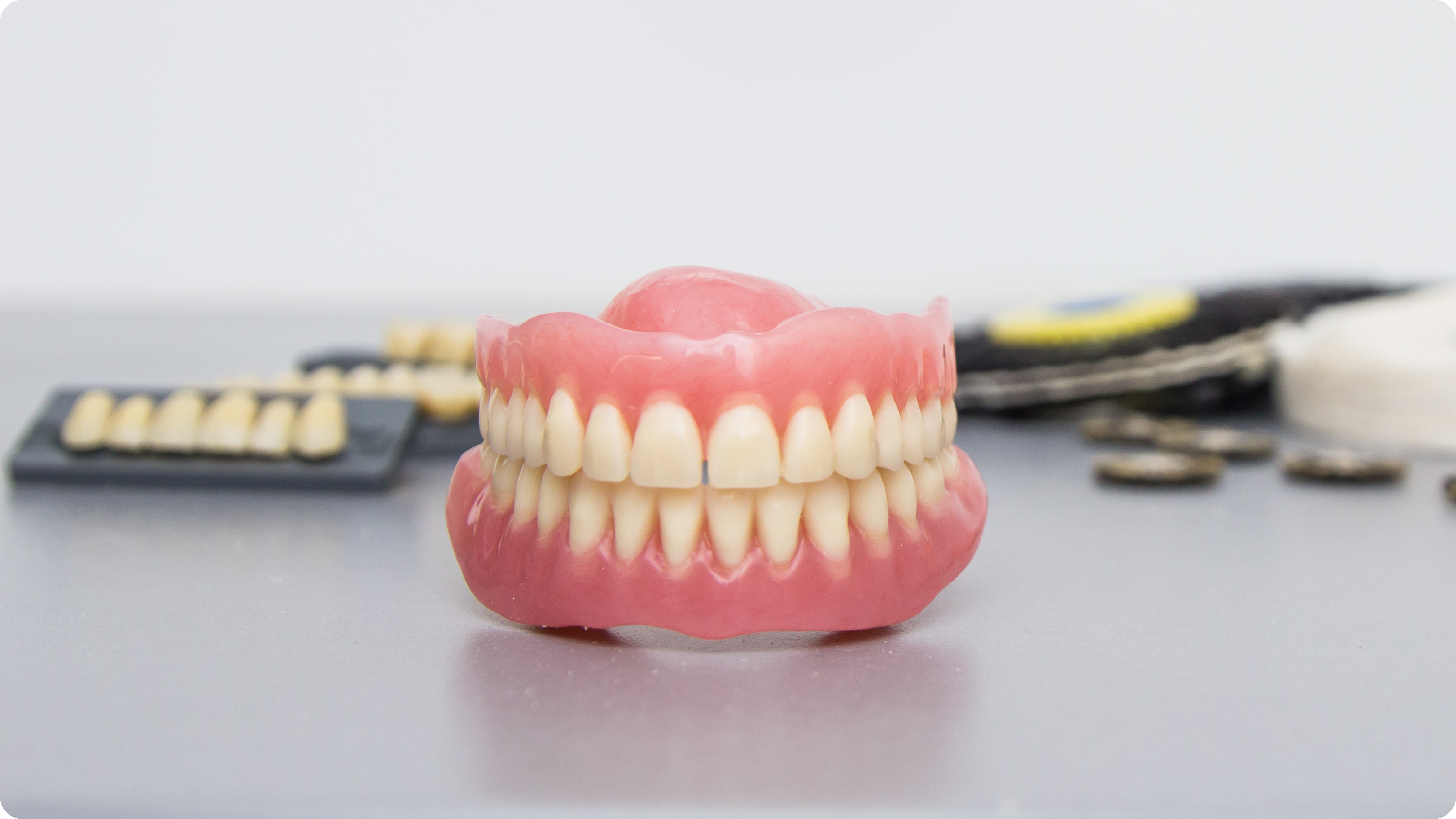 Denture Scene